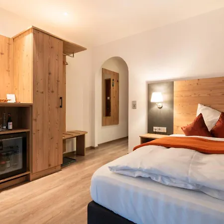 Heissenhof 3*