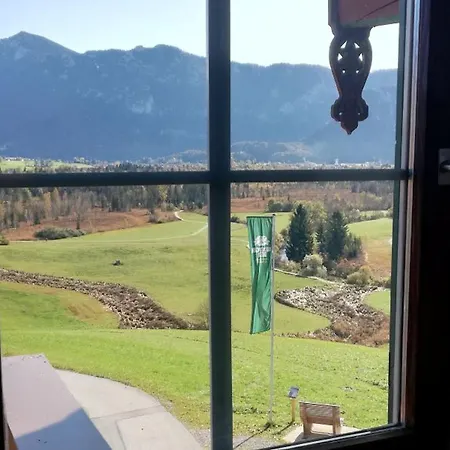 Hotel Heissenhof 3*