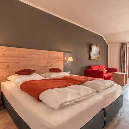 Hotel Heissenhof 3*